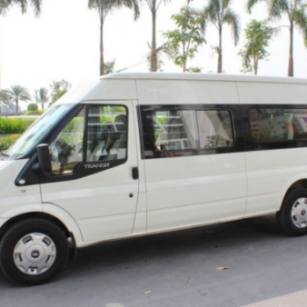 Thuê xe 16 chỗ đi Sài Gòn uy tín