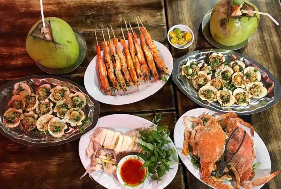 Những quán hải sản bình dân nhưng ngon “quên lối về” ở Phan Thiết