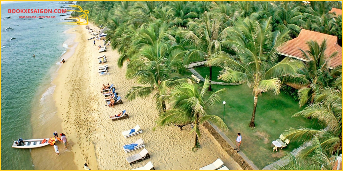 Các khu resort ven biển có không gian picnic