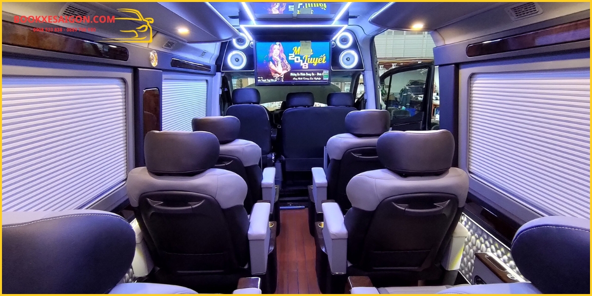Kinh nghiệm khi thuê xe limousine 12 chỗ
