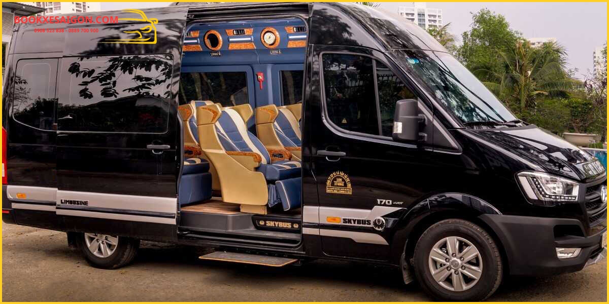 Kinh nghiệm khi thuê xe limousine Sài Gòn đi Hồ Tràm