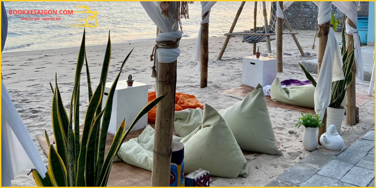 Trải nghiệm không thể bỏ lỡ tại quán cà phê biển